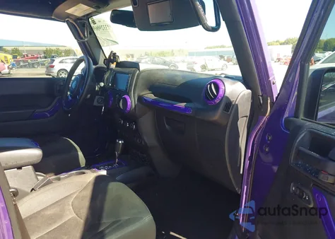 2017 Jeep Wrangler Unlimited Sport 4X4 из США, поврежденный, VIN 1C4BJWDG5HL598273